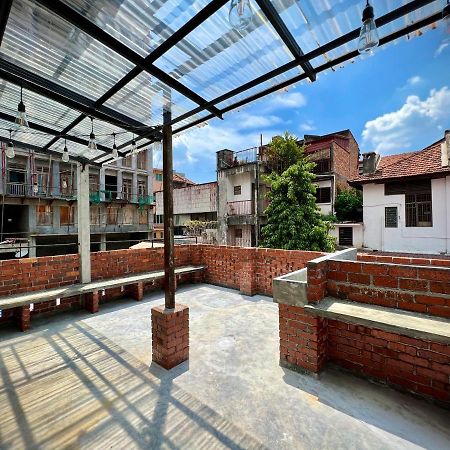 Dosomething Guest House 2 Ipoh Bagian luar foto